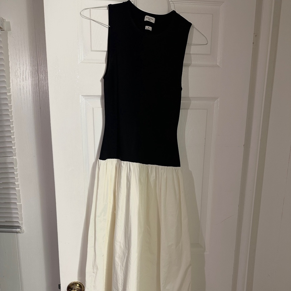 Aritzia Babaton Worldly Dress - Picture 1 of 2